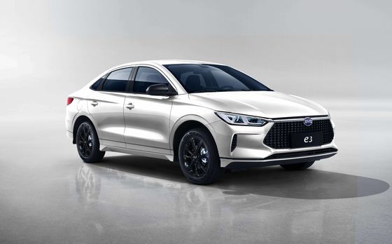 รถแท็กซี่ไฟฟ้า BYD E3 วิ่งได้ระยะทาง 401 กม. การขนส่งที่ราบรื่น