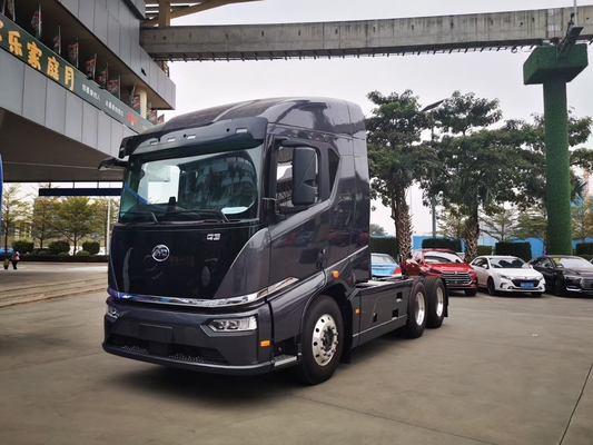 ขายร้อน 282 กิโลวัตต์ / ชั่วโมงของไฟฟ้า, BYD 6x4 เครื่องดึงไฟฟ้าบริสุทธิ์อุปกรณ์อุปกรณ์สําหรับท่าเรือ